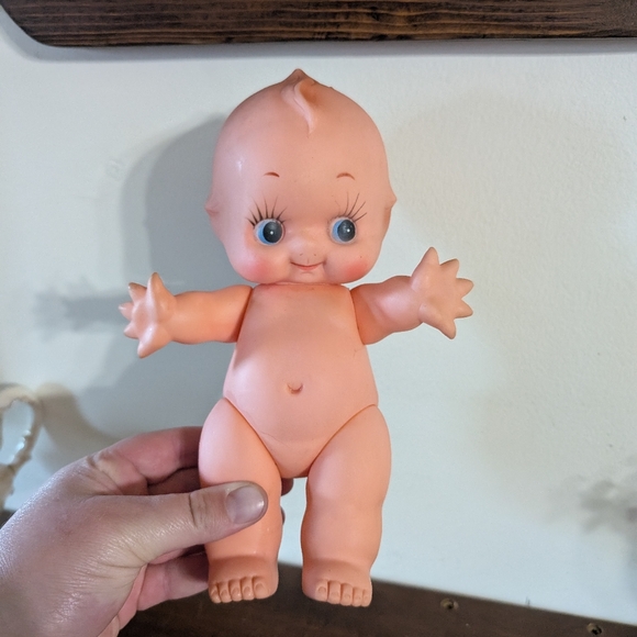 Vintage 1970s Soft Vinyl Poseable Kewpie Doll 8" Tall Squeaker Squeaky Toy Baby - Picture 4 of 12